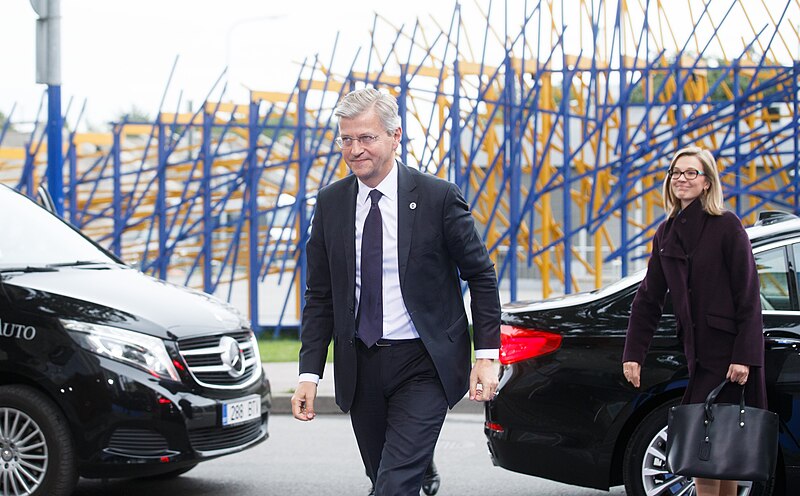 File:Informal meeting of defence ministers (FAC). Arrivals Jean-Pierre Lacroix (36243972224).jpg