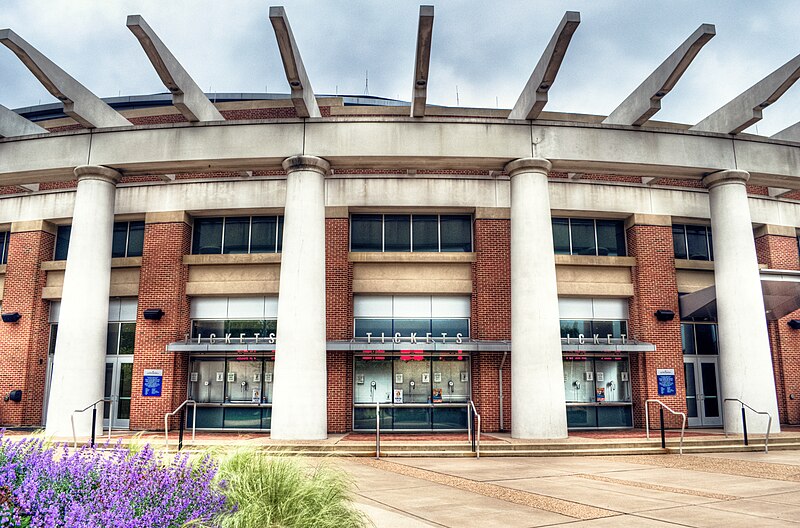 File:John Paul Jones Arena HDR.jpg