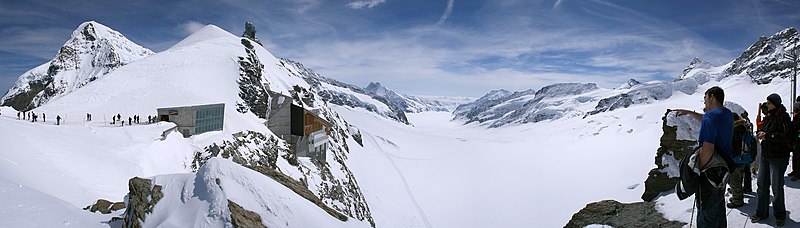 File:Jungfraujoch 090425.jpg