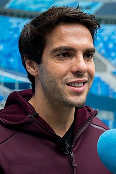 Kaká ha visitato lo stadio St.  Pietroburgo.jpg