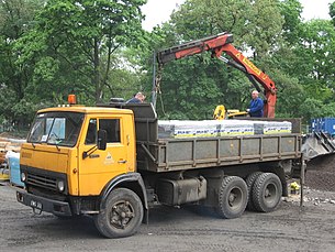 Camion KamAZ-5320 à Cracovie 2.jpg