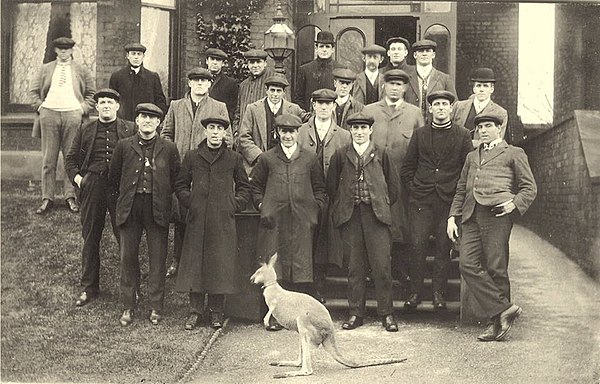 A group of the 1908 Kangaroos