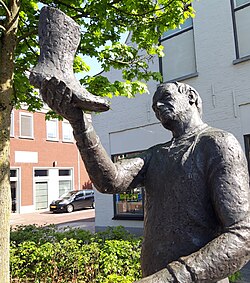 Master Shoemaker Monument, Kaatsheuvel and the surrounding area was the shoe region of the Netherlands.