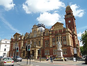 Leamington Spa Town Hall, May 19.jpg