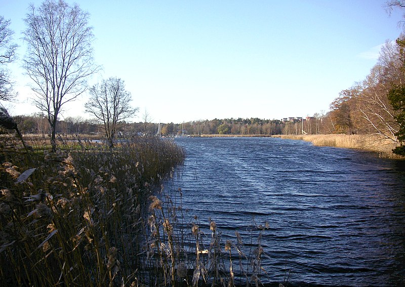 File:Lidingo kyrviken 2006b.jpg