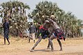 Lucha entre clanes de la tribu Mundari, Terekeka, Sudán del Sur, 2024-01-29, DD 190