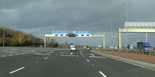 The M1 and M621 interchange on the northbound carriageways at Leeds