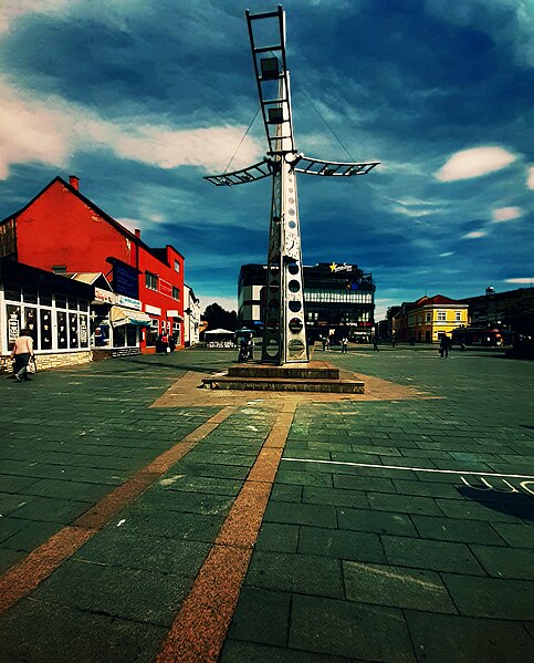 File:Main Square in Prijedor.jpg