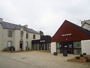 Mairie de Plougar, Finistère.JPG