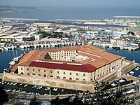 Lazaret Ancona dibangun pada abad ke-18 di sebuah pulau buatan yang berfungsi sebagai stasiun karantina dan leprosarium untuk Kota Ancona, Italia.