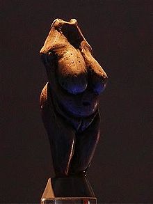 Venus of Moravany, dating back to 22,800 BCE, discovered in Slovakia early in the 20th century. Moravianska venusa.jpg