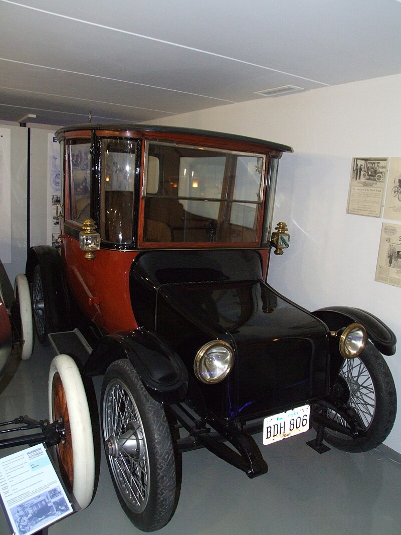 Das Museum Autovision – Tradition & Forum 800px-Museum_Autovision_Elektroauto_der_Detroit_Motor_Company