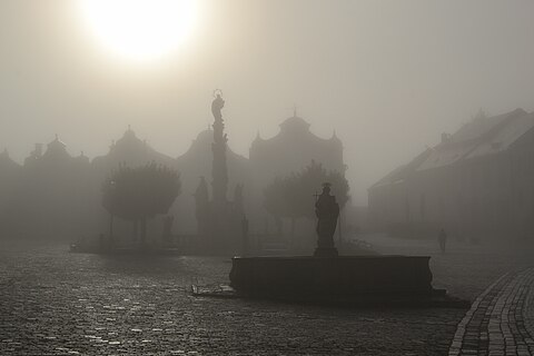 Fog - Náměstí Zachariáše z Hradce, Telč‎, Czech Republic