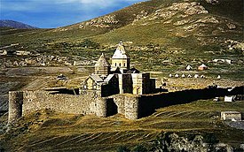 イランのアルメニア人修道院建造物群を構成するタデウス修道院