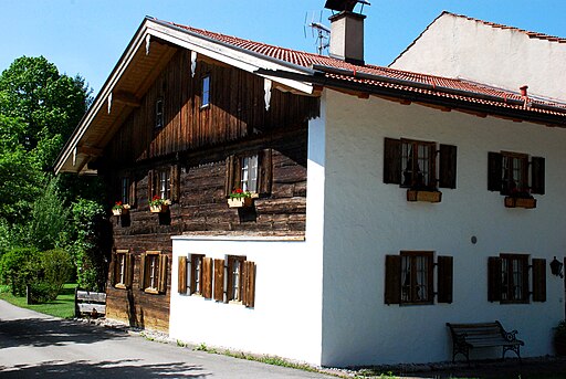 Oberwarngau Taubenbergstraße 4