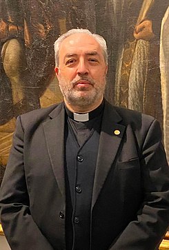 Obispo auxiliar de Toledo.jpg