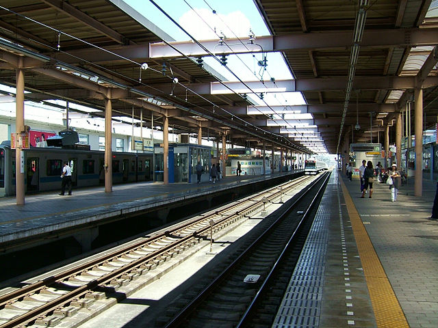 The Odakyu Line platform