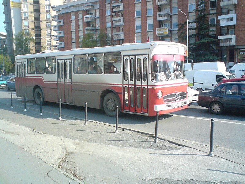 File:Old skopje bus.JPG