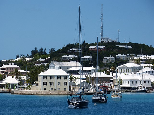 Ordnance Island (left) and St. George's Town are overlooked by Fort George