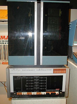 <span class="mw-page-title-main">Minicomputer</span> Mid-1960s–late-1980s class of smaller computers