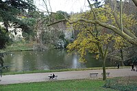 Công Viên Buttes-Chaumont