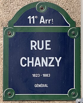 Voir la plaque.