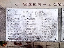 Commemorative plaque on the monument to the dead in Crosne carrying the name of Jean David-Nillet, originally from this town who died in the French Army's assault to free him. Plaque commemorative, monument aux morts, Crosne (Essonne).jpg