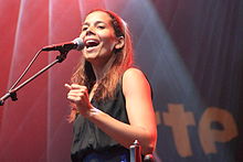 Giddens at Rudolstadt in 2015 Rhiannon Giddens TFF 03.JPG