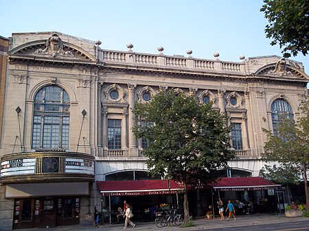 Rialto Theatre Montreal 01