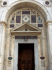 Doorway of the Malatesta Temple by Leon Battista Alberti. Rimini019.jpg