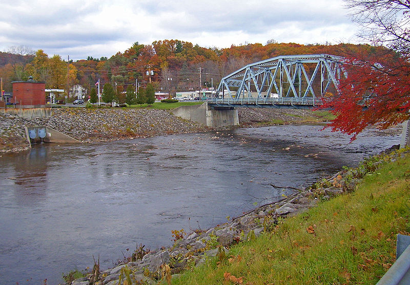 File:Rondout Creek at Rosendale.jpg