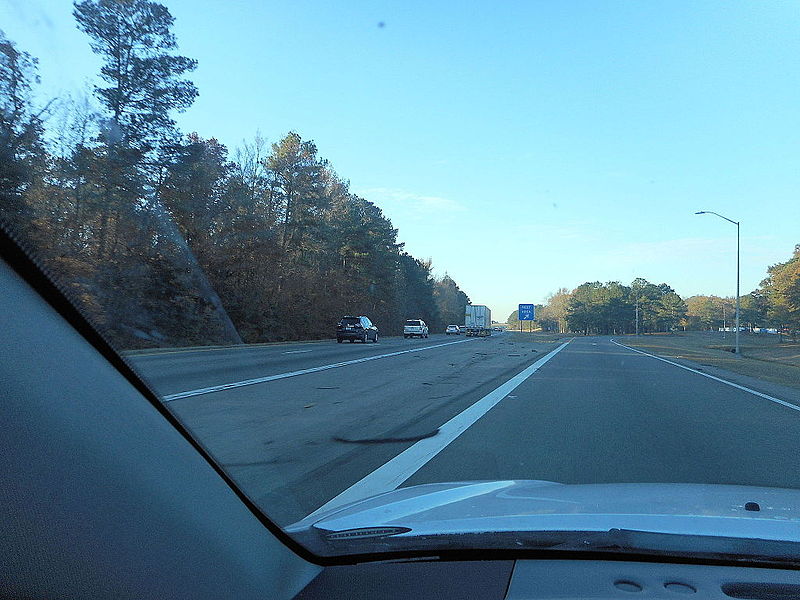 File:SB I-95 Cumberland County Rest Area; Gore Sign.JPG