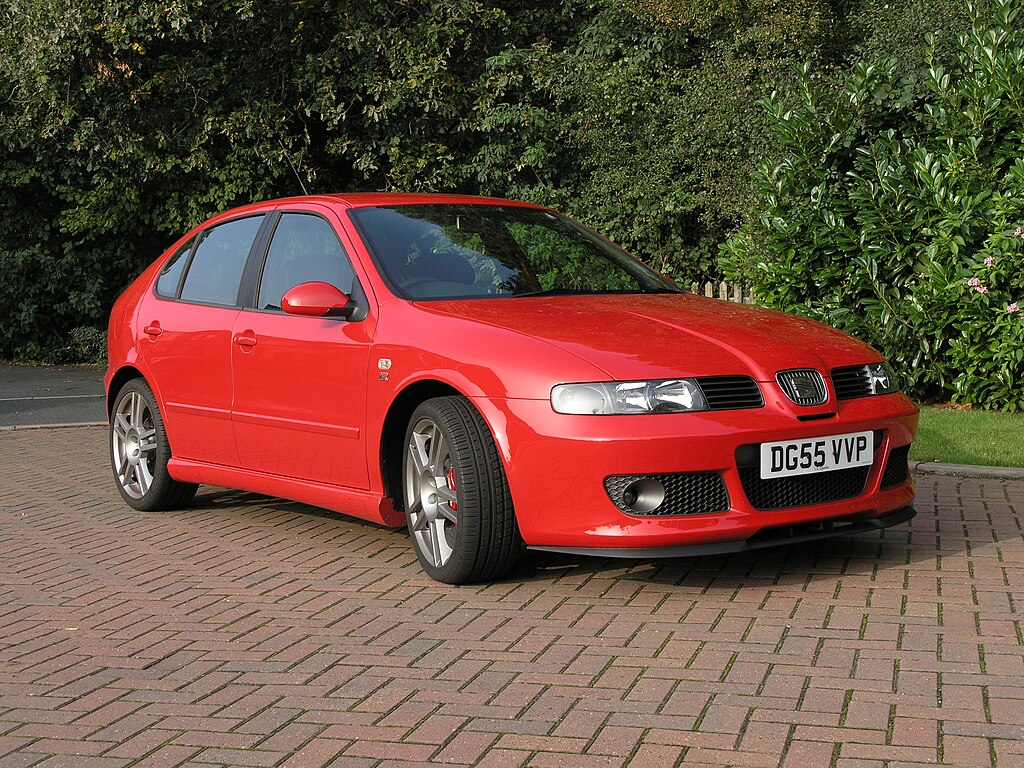 File:SEAT LEON 2 Cupra R.jpg - Wikimedia Commons