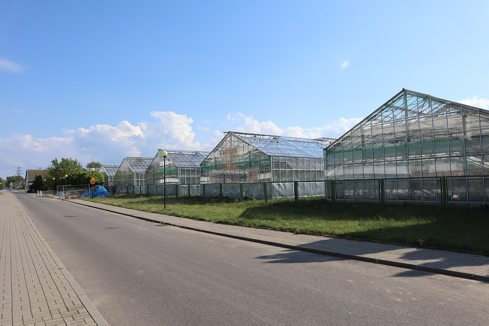 Green house 2. Slough t FC.