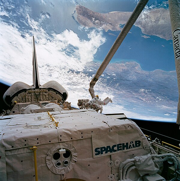 STS057-89-042.jpg