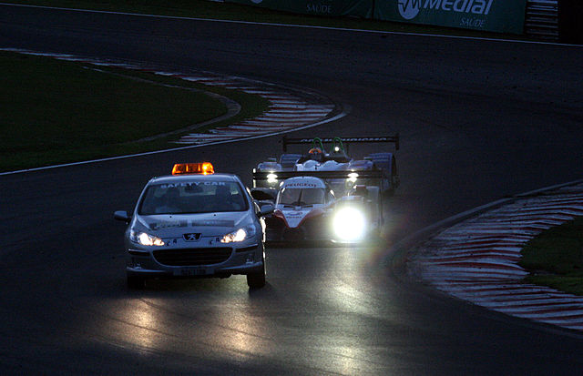 Driving under safety car in 2007 Mil Milhas Brasil