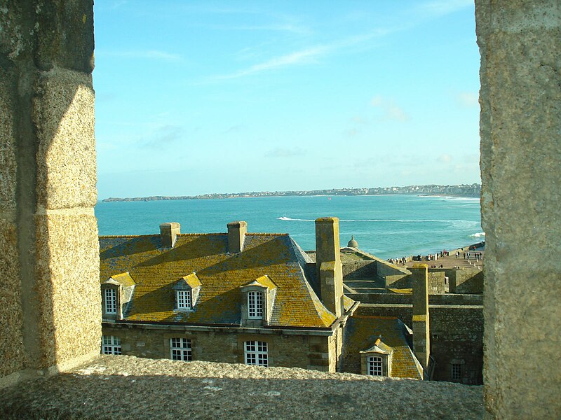 File:Saint-Malo Novembre 2011 (9).jpg