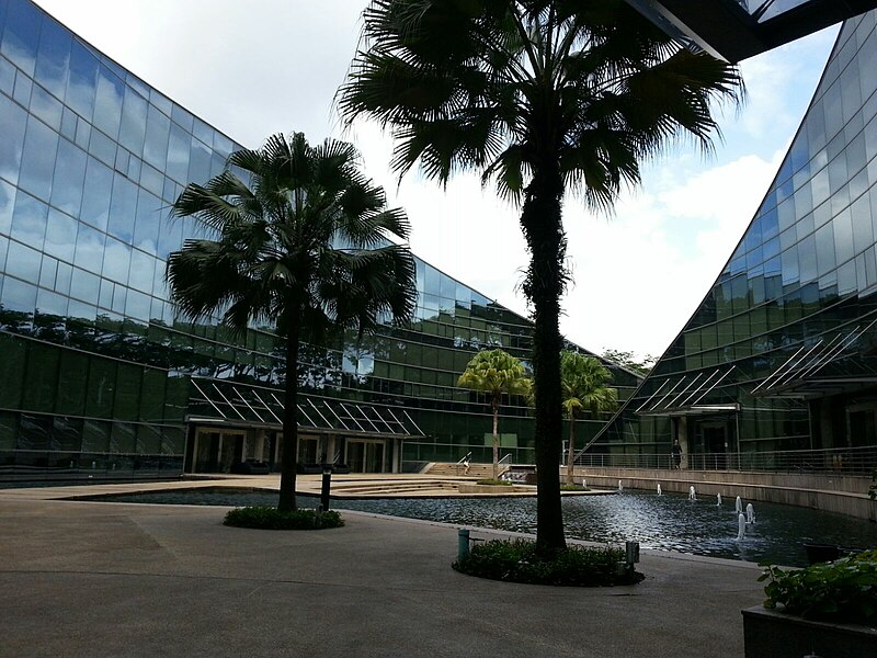 File:School of Art, Design and Media, Nanyang Technological University, Singapore - 20151028.jpg