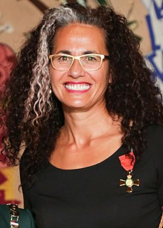 <span class="mw-page-title-main">Selina Tusitala Marsh</span> New Zealand poet-scholar