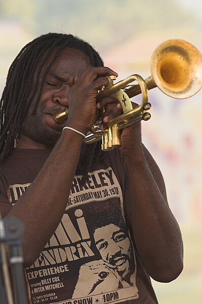 File:Shamarr Allen with Paul Sanchez band.jpg