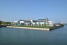 Shanghai Disney Resort Lakeshore.jpg