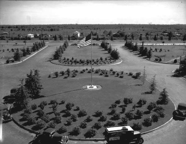 View from the tower of Shushan (now Lakefront) Airport, 1937, showing a few houses along Hayne Boulevard and mostly empty fields further south.
