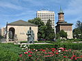 * Nomination Dosoftei's house and statue in Iasi Cezarika1 16:10, 12 June 2010 (UTC) * Promotion okay, please add coordinates --Carschten 16:33, 12 June 2010 (UTC)