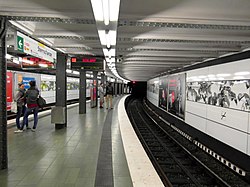 Sternschanze - Hamburg - U-Bahn (13306831584).jpg