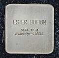 Stolperstein pour Ester Botton.JPG