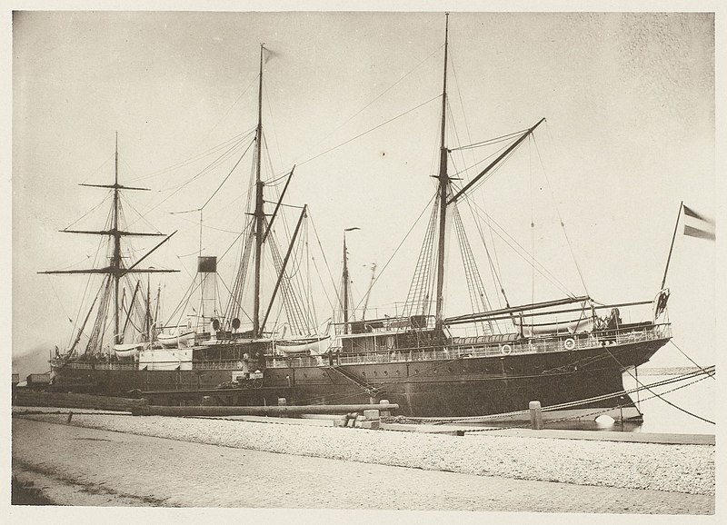 File:Stoomschip Willem III, vóór de brand van 1871 Het Stoomschip Willem III (titel op object), RP-F-00-917 corrected orientation.jpg