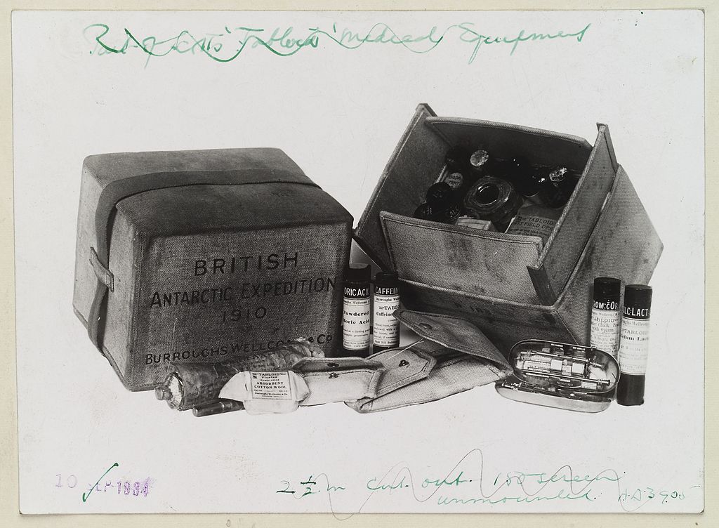 Tabloid medicine chest from Scott Polar Expedition Wellcome L0037299