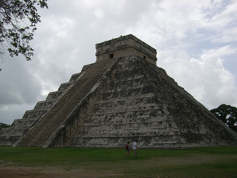 File:Templo de Kukulkan Yucatan Mexico0167.JPG