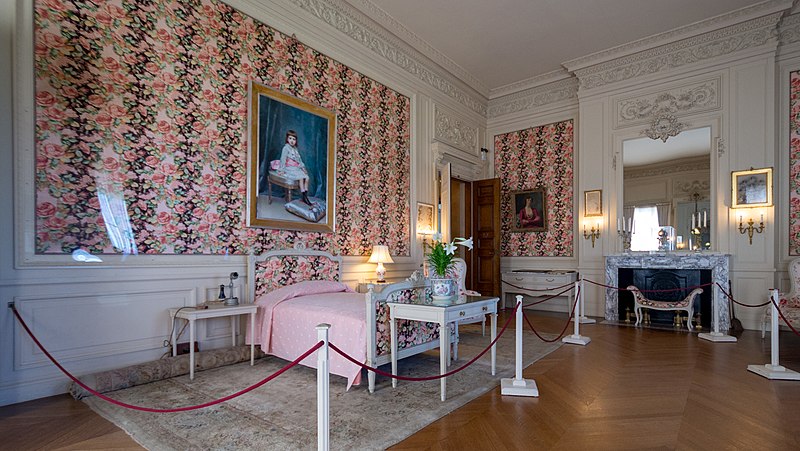 File:The Breakers interior 08.jpg