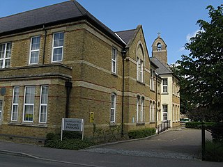 <span class="mw-page-title-main">Caterham Barracks</span> Military installation in Surrey, England